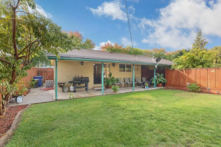 1605 W Rumble Road, Modesto, CA 95350 - #2