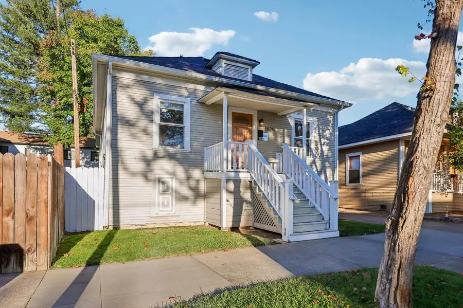 1420 26th Street, Sacramento, CA 95816 - #2