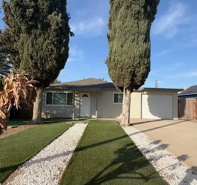 1329 W 7th Street, Merced, CA 95341 - #1