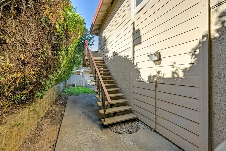 5824 Peppermill Court #4, Sacramento, CA 95841 - #2
