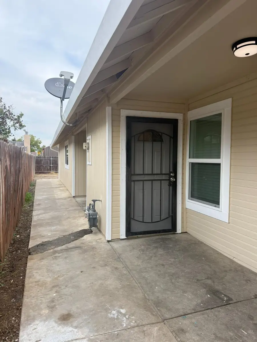 3 Cantina Court, Sacramento, CA 95828 - #2