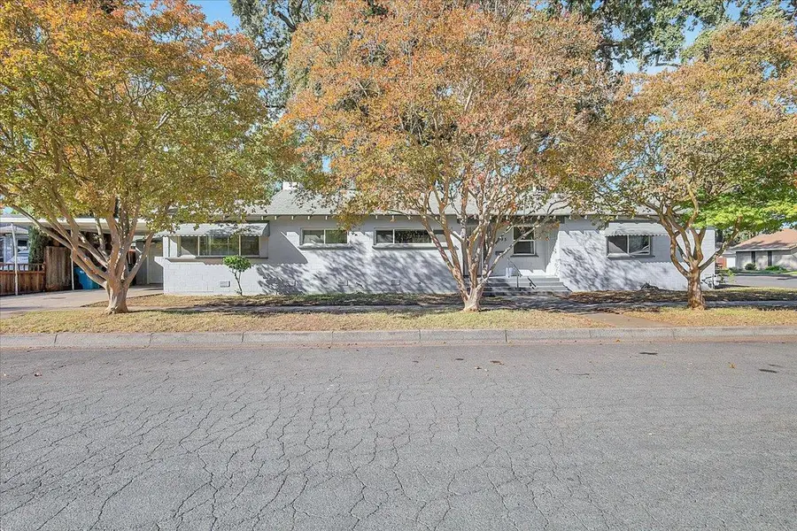 695 Oregon Street, Gridley, CA 95948 - #2