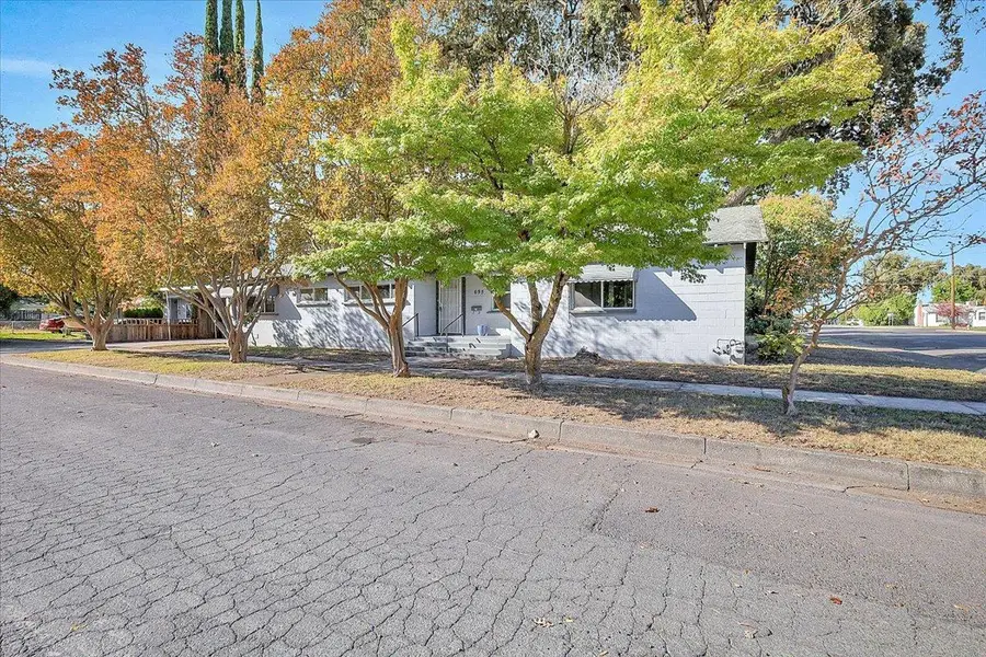 695 Oregon Street, Gridley, CA 95948 - #3