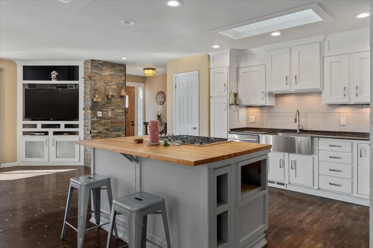 5863 Silver Saddle Drive, Hathaway Pines, CA 95233 - #1