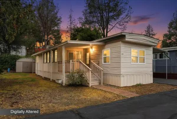39678 Road 425b #52, Oakhurst, CA 93644
