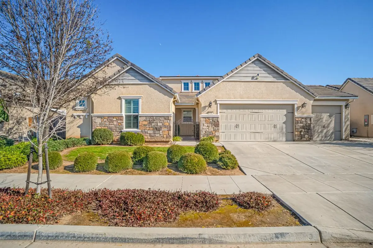 1345 N Kaweah Avenue, Clovis, CA 93619 - #1