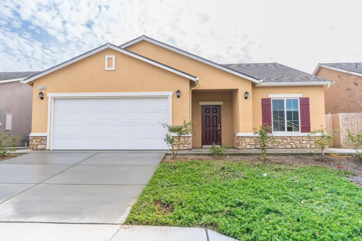 1208 E Orange Street, Avenal, CA 93204 - #1