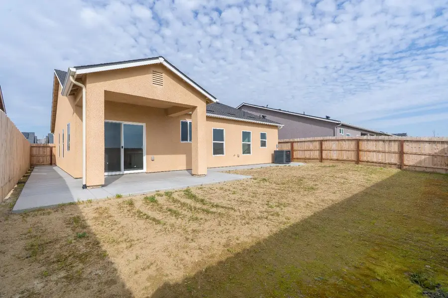 1208 E Orange Street, Avenal, CA 93204 - #3