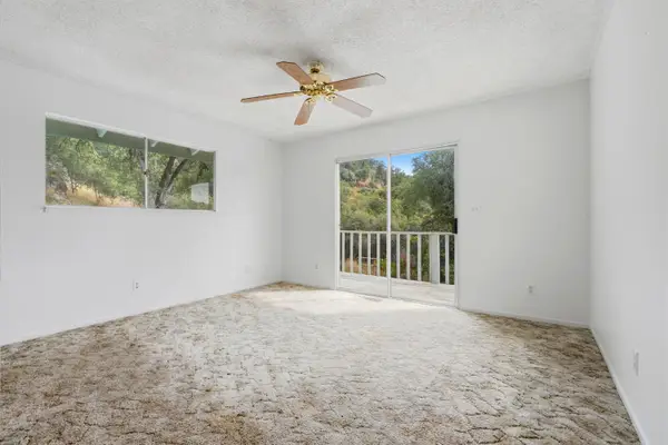 38758 Aster Lane, Yokuts Valley, CA 93675