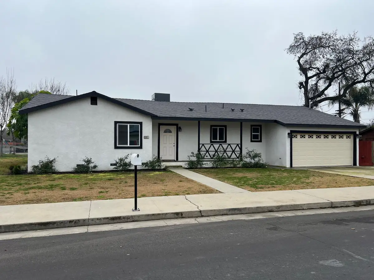 1901 Patterson Avenue, Corcoran, CA 93212 - #1