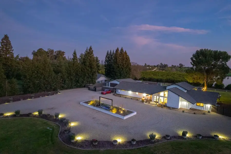 11735 E Santa Ana Avenue, Clovis, CA 93619 - #2