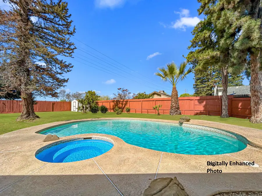 830 E Bedford Avenue, Fresno, CA 93720 - #2