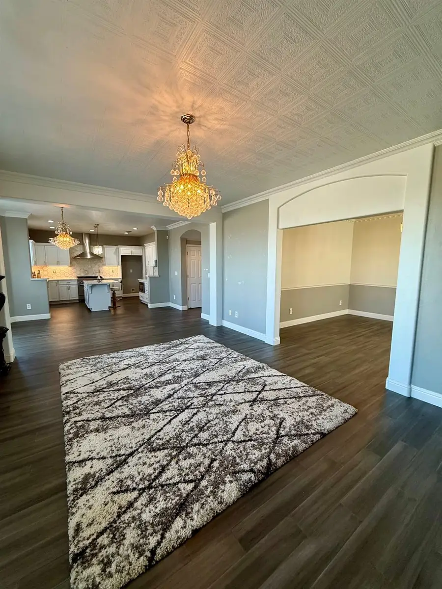 2689 Glade Avenue, Madera, CA 93637 - #2