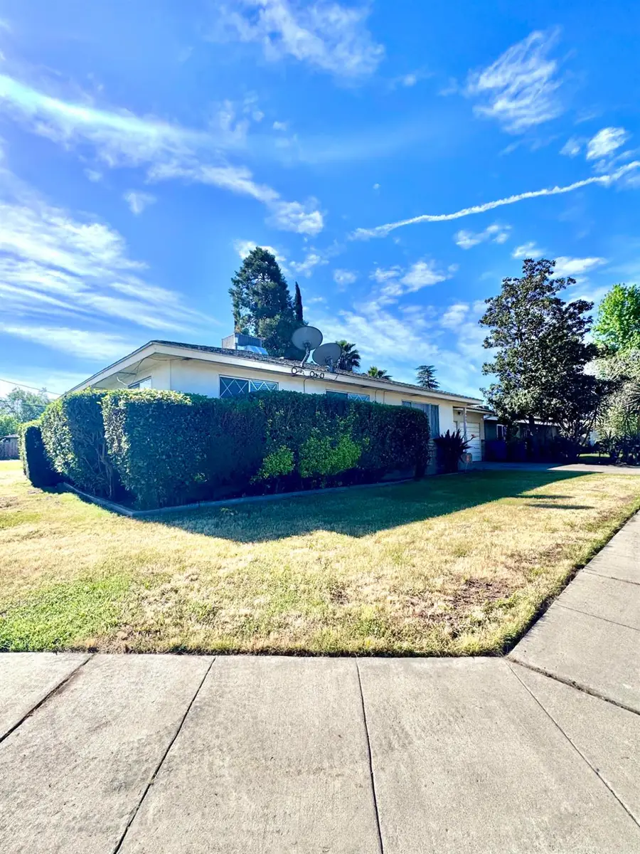 701 Ventura Avenue, Chowchilla, CA 93610 - #2