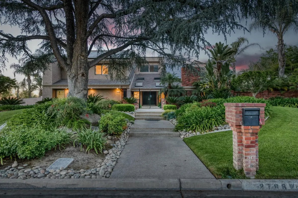 2788 W Bluff Avenue, Fresno, CA 93711 - #1
