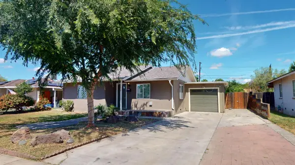1014 W Andrews Avenue, Fresno, CA 93705