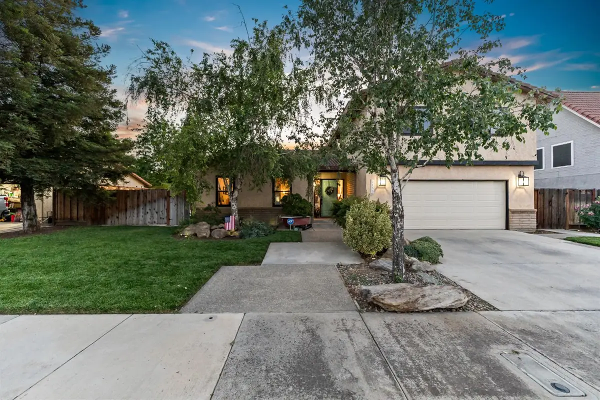 2133 S 10th, Los Banos, CA 93636 - #1