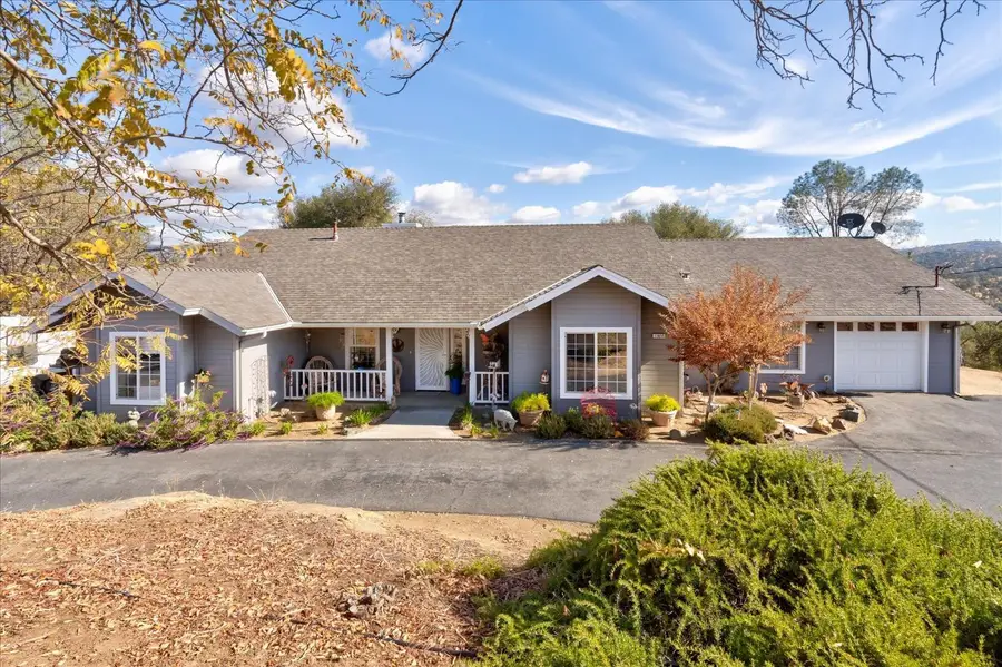 33655 River Knolls Rd, Coarsegold, CA 93614 - #2