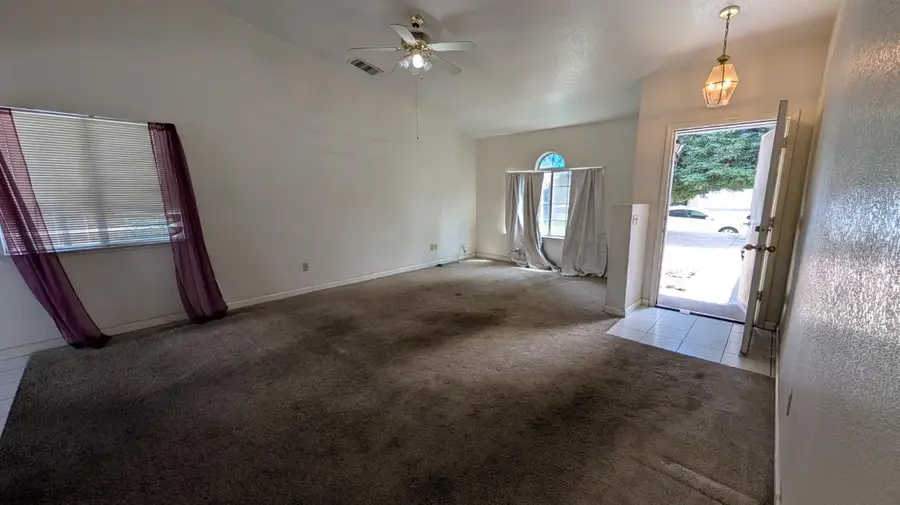 575 Macadamia Avenue, Madera, CA 93637 - #2