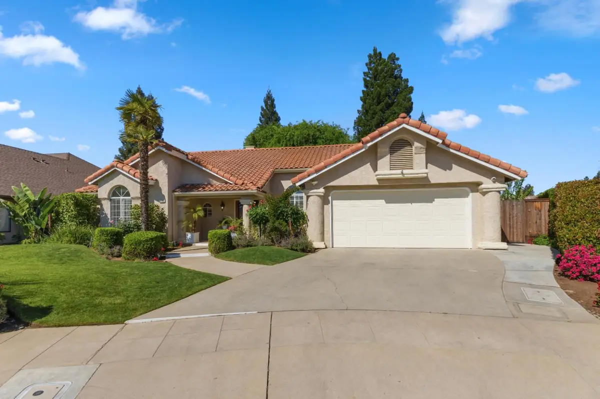 7273 N Durant Avenue, Fresno, CA 93711 - #1