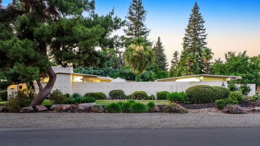 5306 N Sequoia Drive, Fresno, CA 93711 - #2