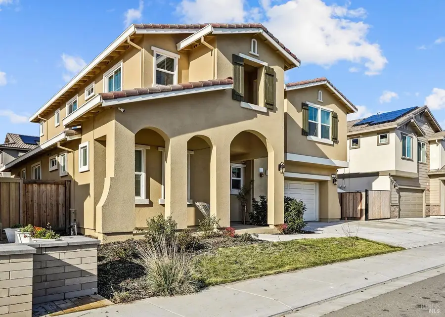 724 Razorbill Street, Vacaville, CA 95688 - Image #3