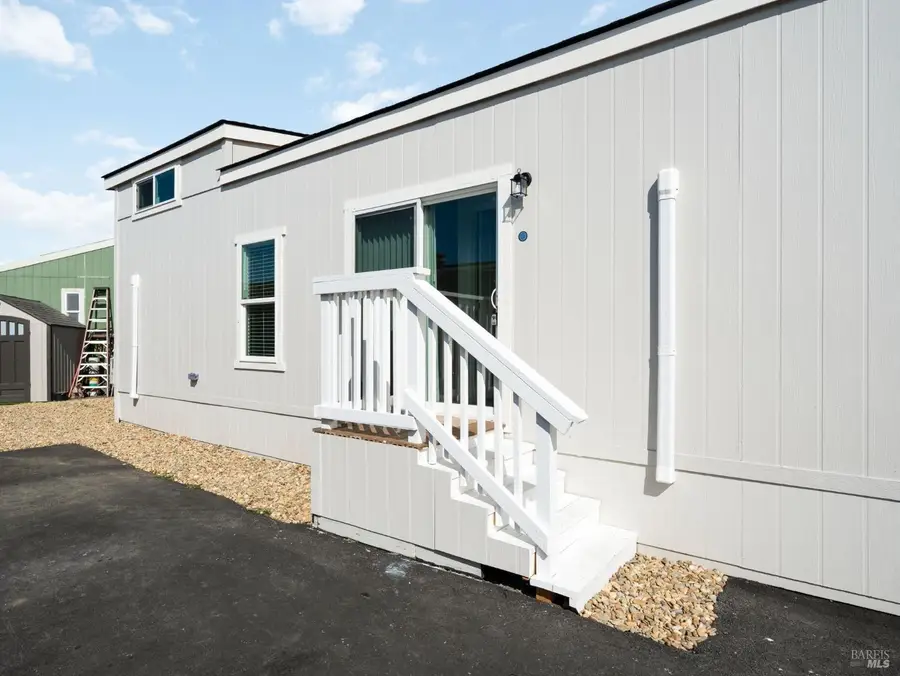 717 Mcdowell Boulevard #201, Petaluma, CA 94954 - Image #3