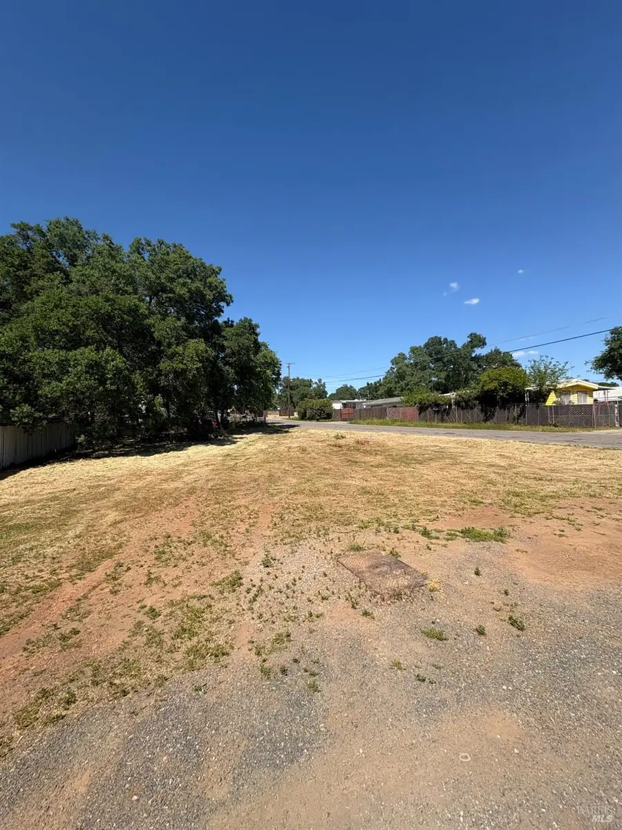 16122 27th Avenue, Clearlake, CA 95422 - Image #3