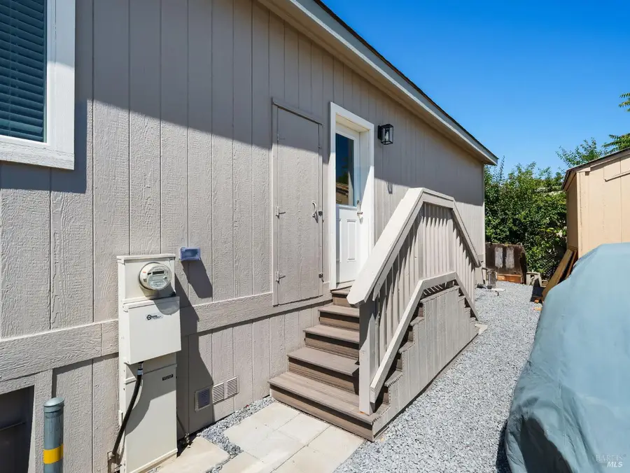 311 Lake Mendocino Drive #9, Ukiah, CA 95482 - Image #3