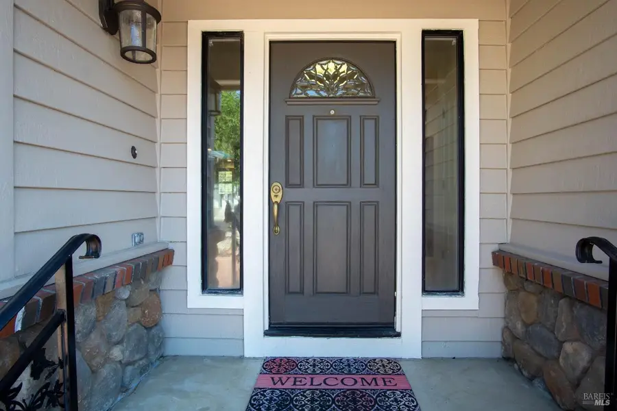 649 Whitney Court, Vacaville, CA 95687 - Image #3