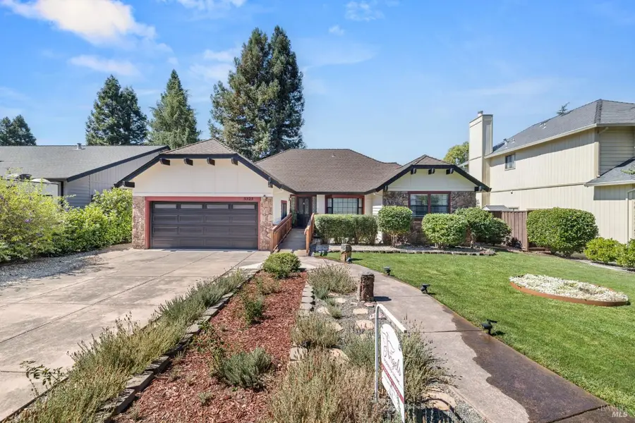 5525 Carriage Lane, Larkfield Wikiup, CA 95403 - Image #3