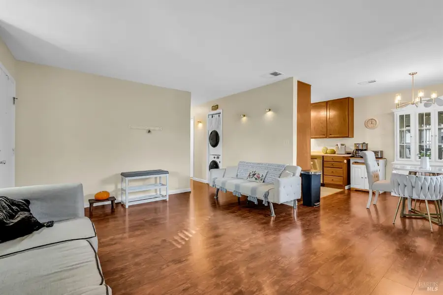 1951 Aletha Lane #4, Vacaville, CA 95687 - Image #2