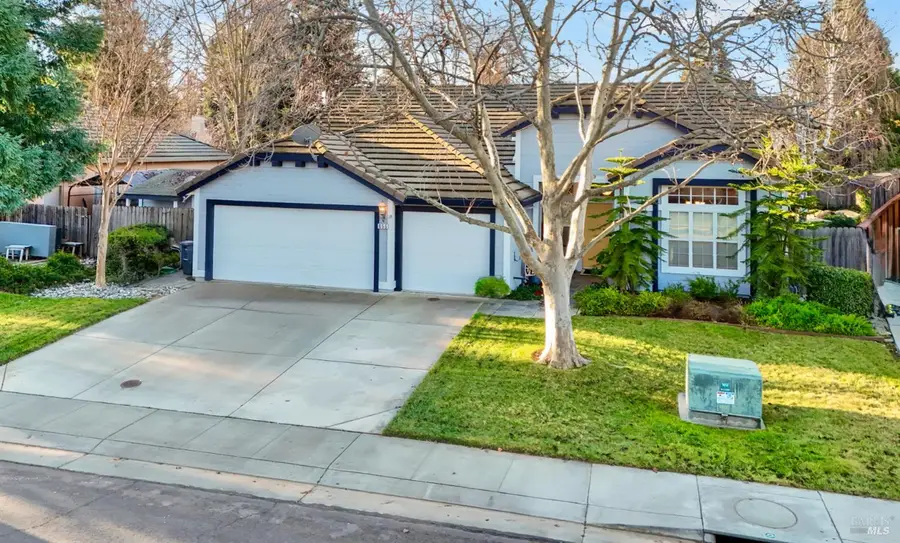 655 Yachtsman Court, Dixon, CA 95620 - Image #3