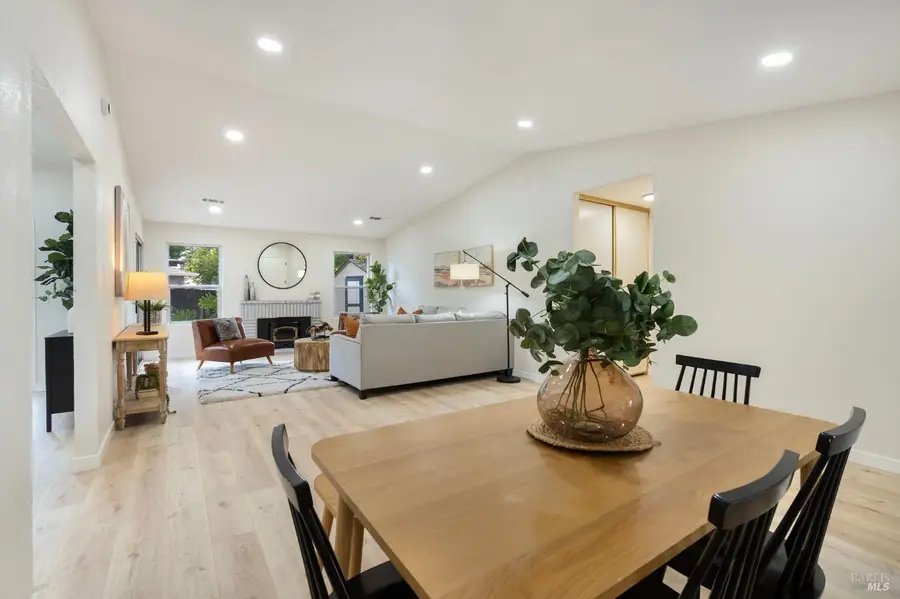 567 Parkridge Drive, Vacaville, CA 95688 - Image #3