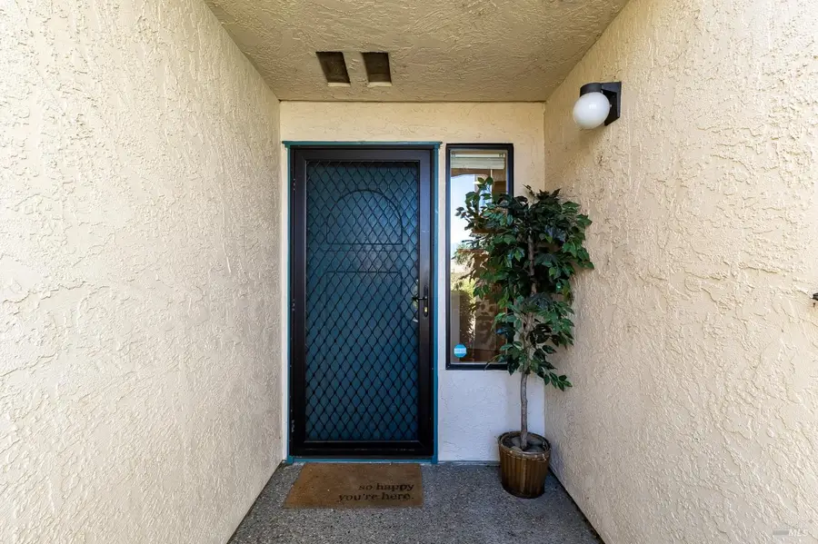 171 Nantucket Lane, Vallejo, CA 94590 - Image #2