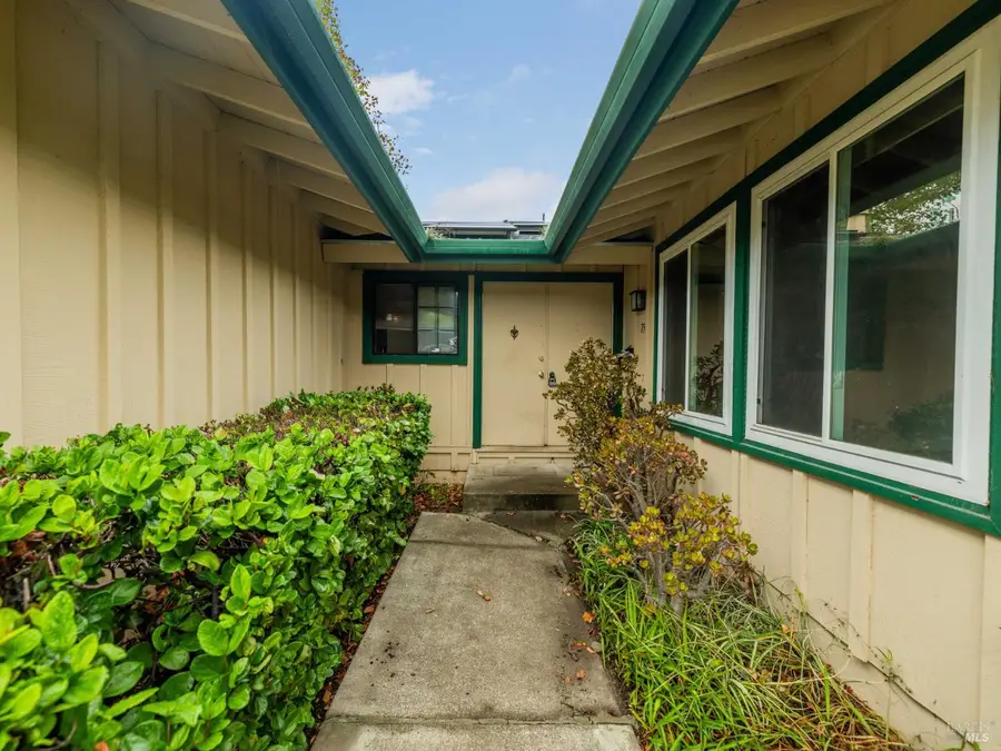 75 San Carlos Way, Novato, CA 94945 - Image #3