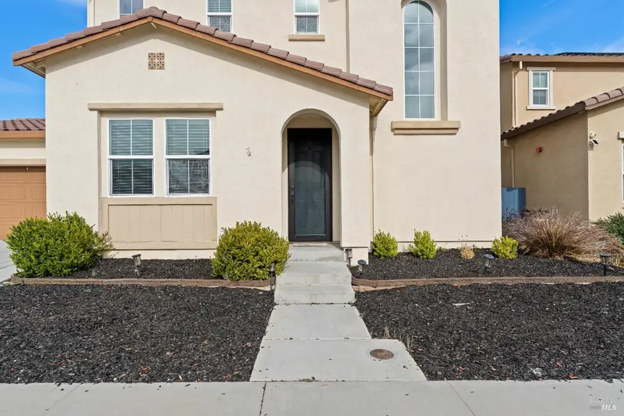112 Wisteria Circle, Vacaville, CA 95687 - Image #3