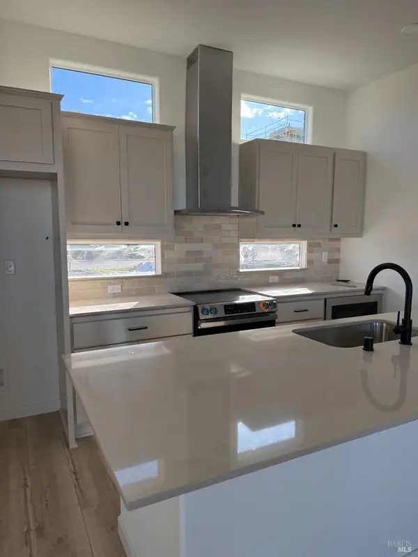 707 Catherine Street, Vacaville, CA 95688