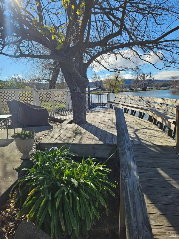 12704 Island Circle, Clearlake Oaks, CA 95423