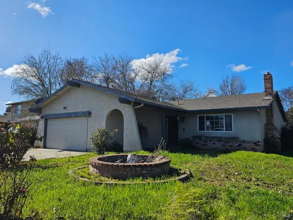 795 Michele Court, Dixon, CA 95620