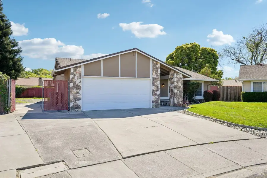 226 Richard Place, Vacaville, CA 95687 - #3