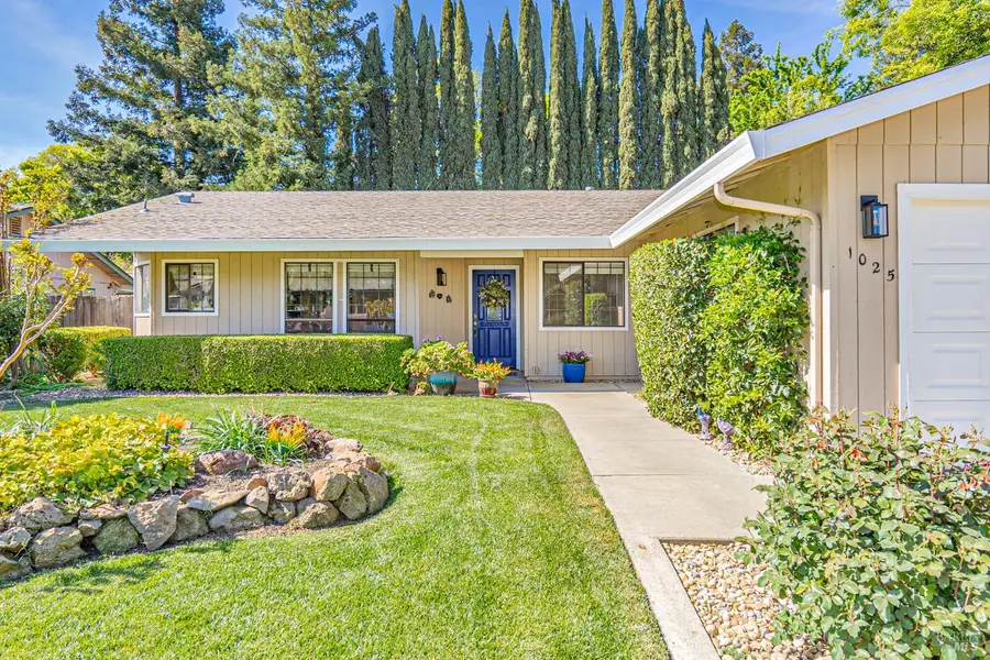 1025 Mason Court, Dixon, CA 95620 - #3