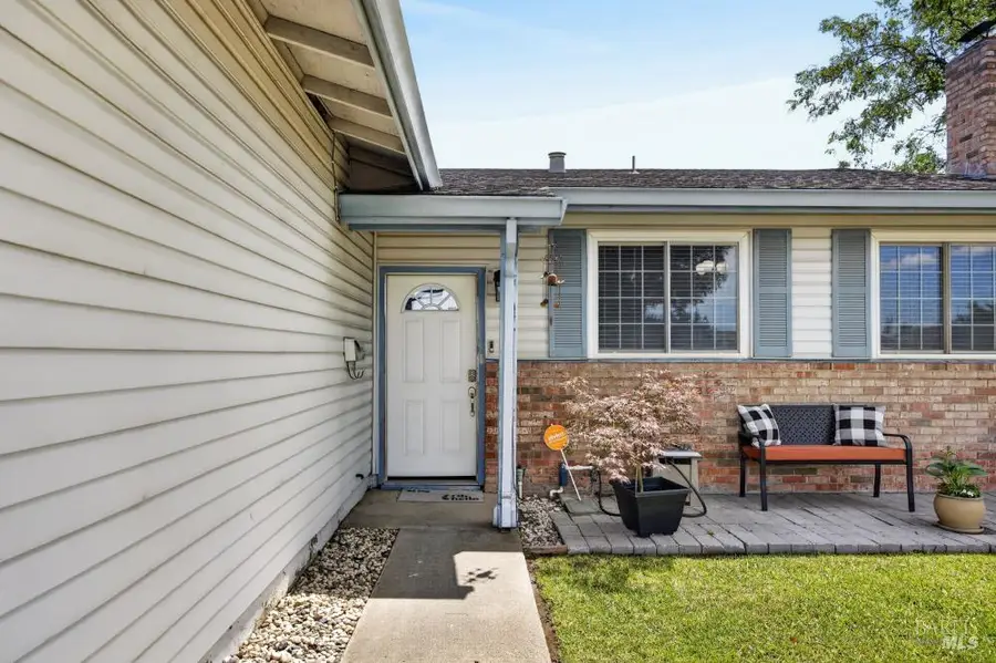 2300 Flicker Lane, Fairfield, CA 94533 - #2