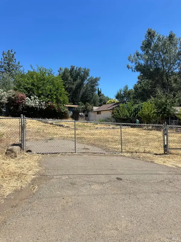 4732 W 40th Street, Clearlake, CA 95422