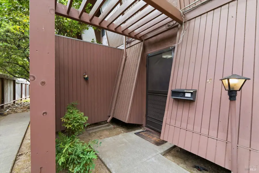 970 El Camino Avenue #4, Vacaville, CA 95688 - #3