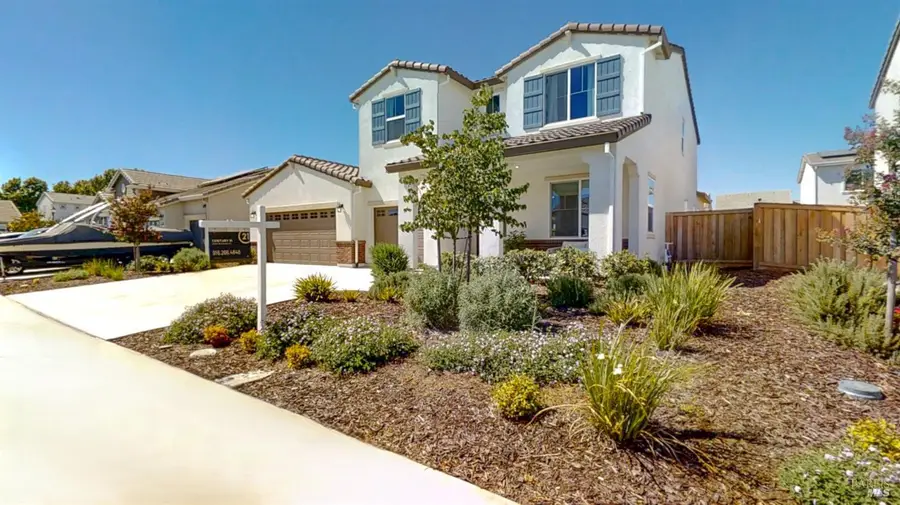 425 Vanderbilt Drive, Dixon, CA 95620 - #3