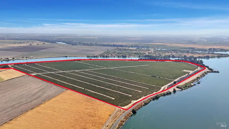 3060 Ryer Road E, Walnut Grove, CA 95690 - #2