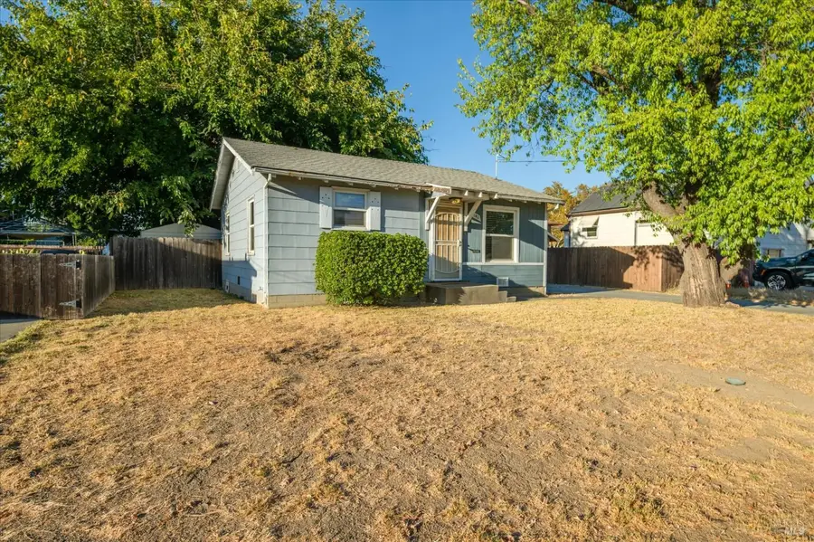 140 W Cherry Street, Dixon, CA 95620 - #3