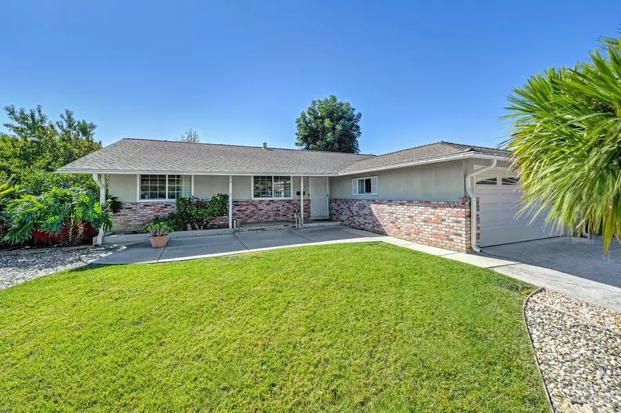 217 Arrowhead Drive, Vacaville, CA 95687 - #2