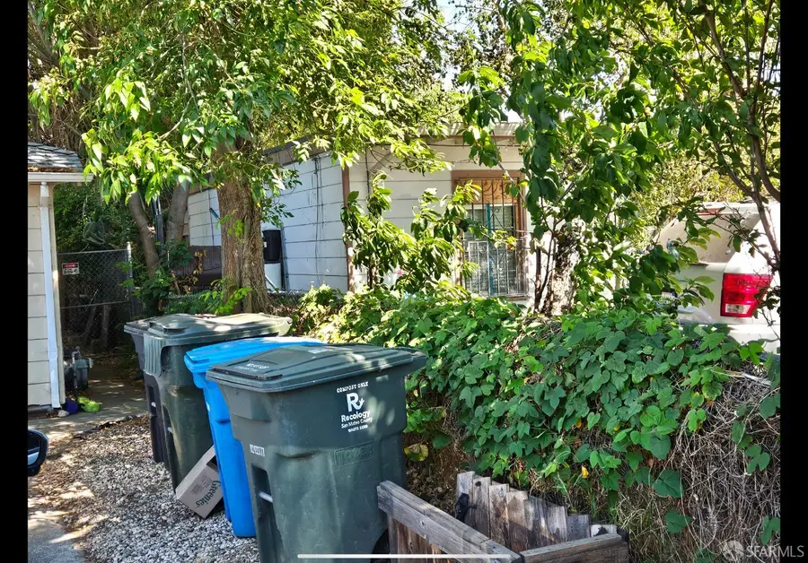 1024 Laurel Avenue, East Palo Alto, CA 94303 - Image #2